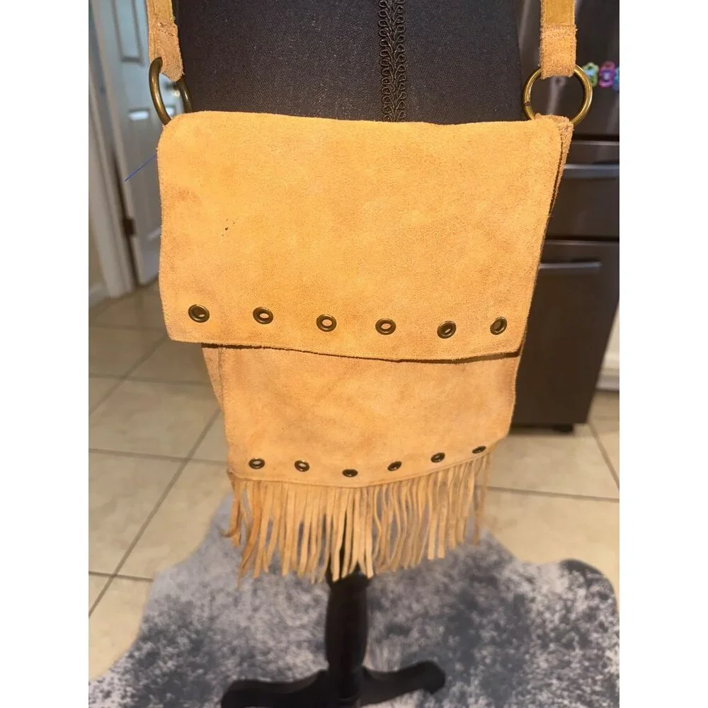 Vintage Tan Suede Leather Hippie Boho Coastal Cowgirl Fringe Crossbody Bag Rivet